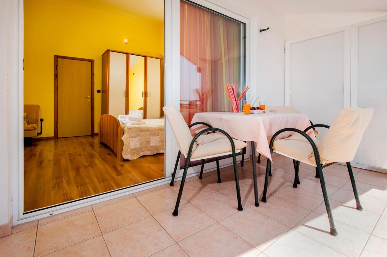 Apartments Modrusan Rovinj Luaran gambar